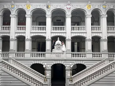 Studio Petarda, Fotograf, kamerzysta ślubny. Sesje w studio, sesje noworodkowe, okolicznościowe. Content creator